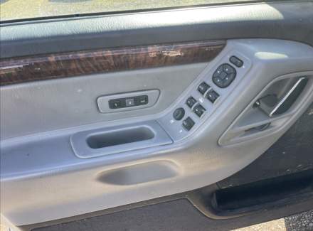 Jeep - Grand Cherokee