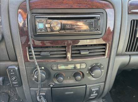 Jeep - Grand Cherokee