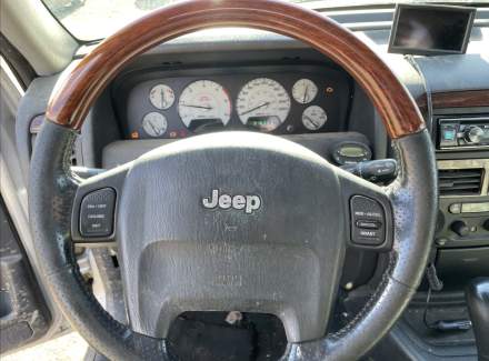 Jeep - Grand Cherokee