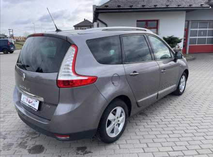 Renault - Scenic