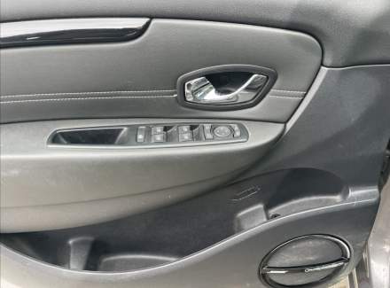 Renault - Scenic