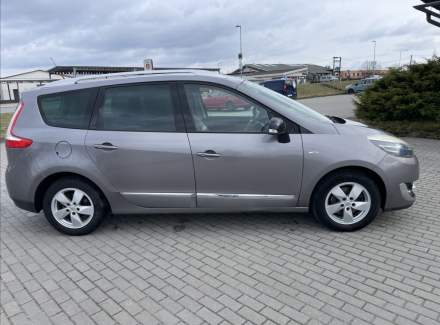 Renault - Scenic