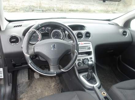 Peugeot - 308