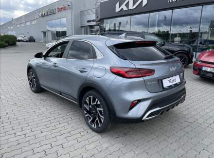 Kia - XCeed