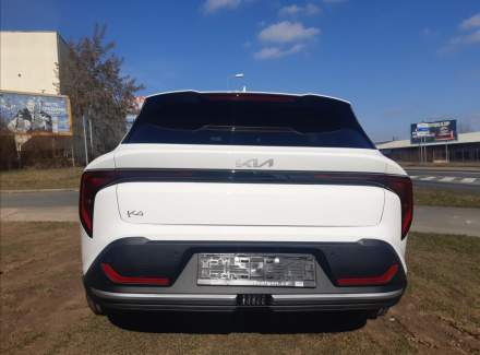 Kia - K4