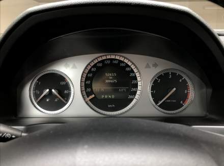 Mercedes-Benz - C-class