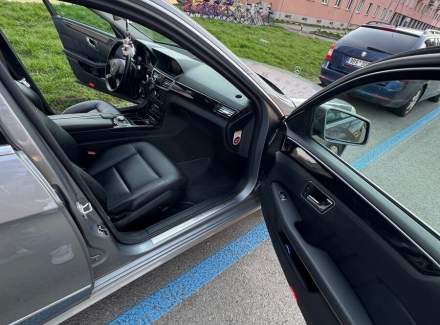 Mercedes-Benz - E-class