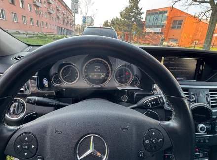 Mercedes-Benz - E-class