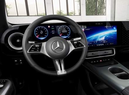 Mercedes-Benz - CLA