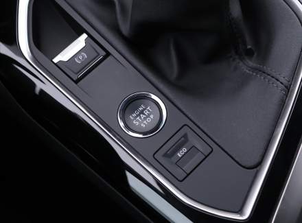 Peugeot - 5008