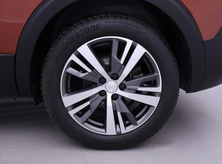 Peugeot - 5008