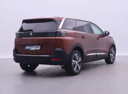 Peugeot - 5008