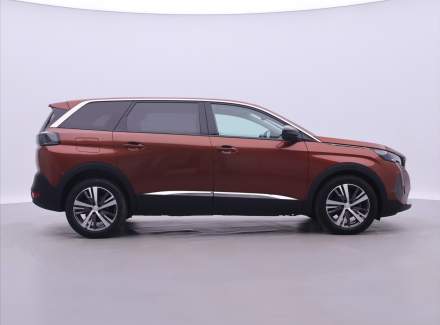 Peugeot - 5008
