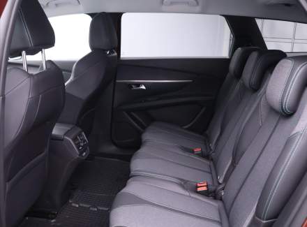 Peugeot - 5008