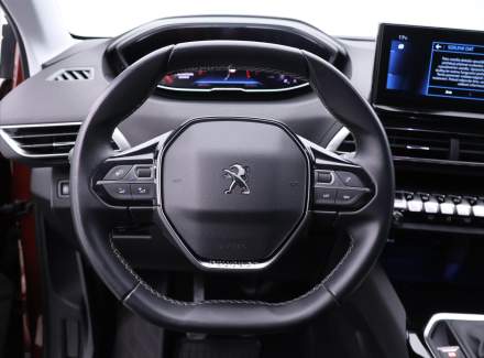 Peugeot - 5008