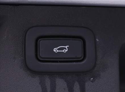 Land Rover - Discovery Sport