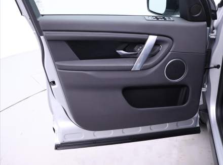 Land Rover - Discovery Sport