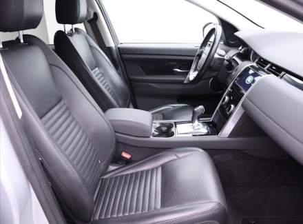 Land Rover - Discovery Sport