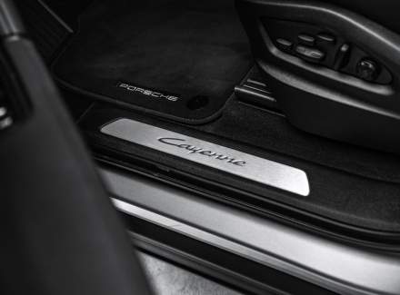 Porsche - Cayenne