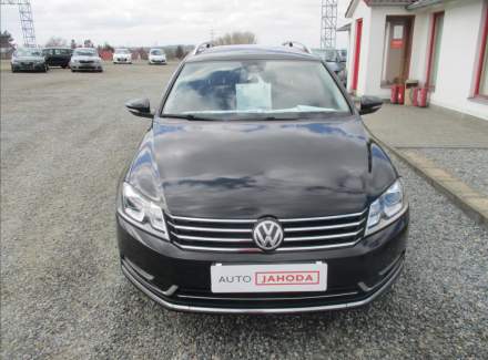 Volkswagen - Passat