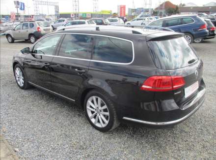 Volkswagen - Passat