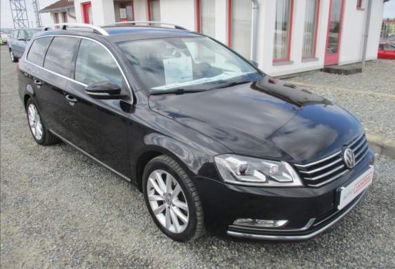 Volkswagen - Passat