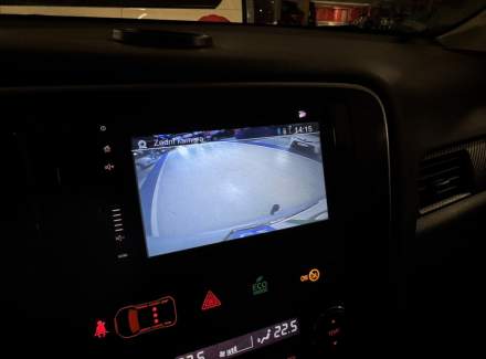 Mitsubishi - Outlander