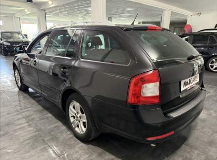 Škoda - Octavia