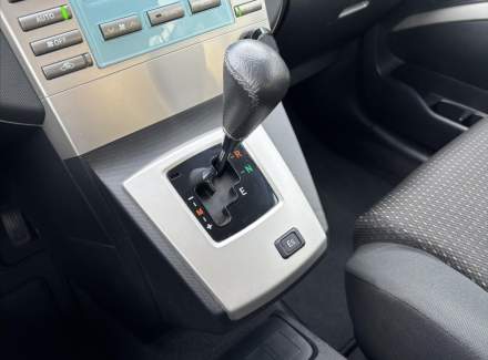 Toyota - Corolla Verso