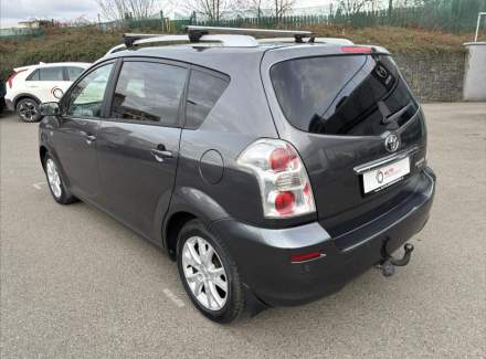 Toyota - Corolla Verso