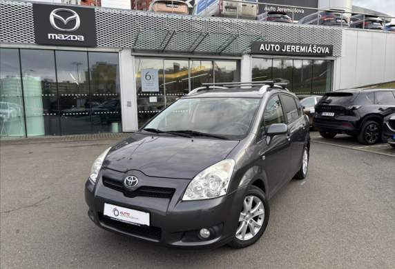 Toyota - Corolla Verso