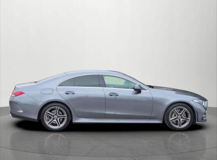 Mercedes-Benz - CLS