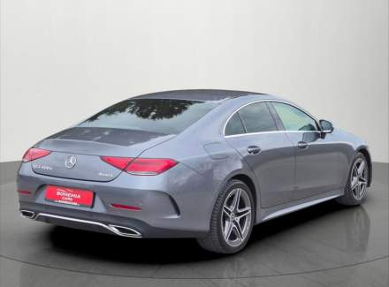 Mercedes-Benz - CLS