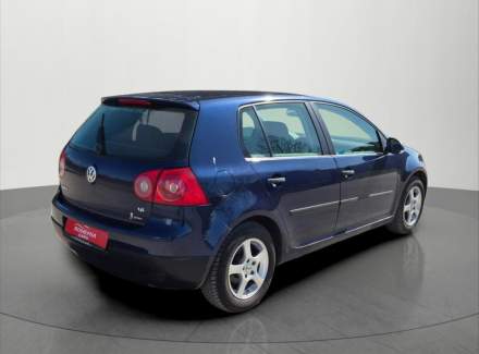Volkswagen - Golf