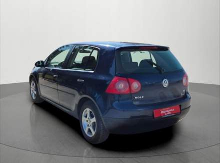 Volkswagen - Golf