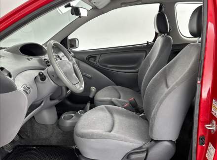 Toyota - Yaris