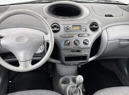 Toyota - Yaris