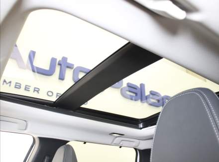 Mitsubishi - Outlander