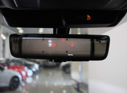 Mitsubishi - Outlander