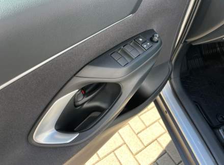 Toyota - Yaris Cross