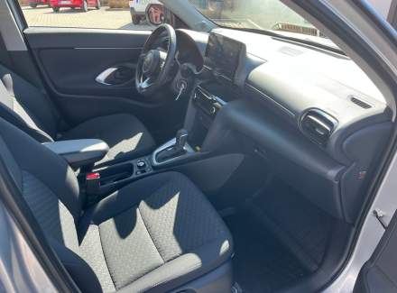 Toyota - Yaris Cross