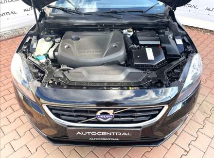Volvo - V40