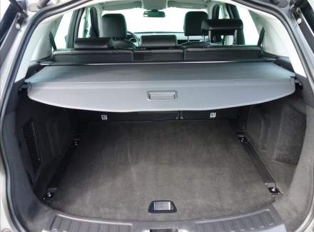 Land Rover - Discovery Sport