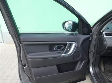 Land Rover - Discovery Sport