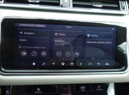 Land Rover - Range Rover Velar