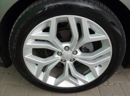 Land Rover - Range Rover Velar