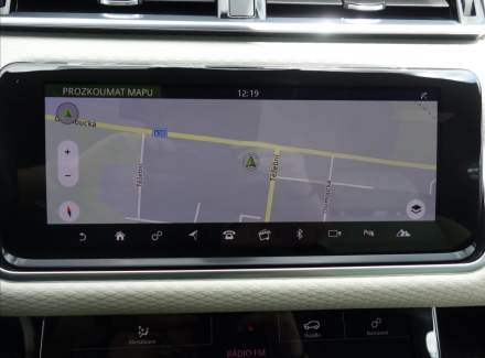 Land Rover - Range Rover Velar