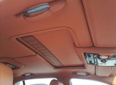 Bentley - Flying Spur