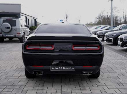 Dodge - Challenger