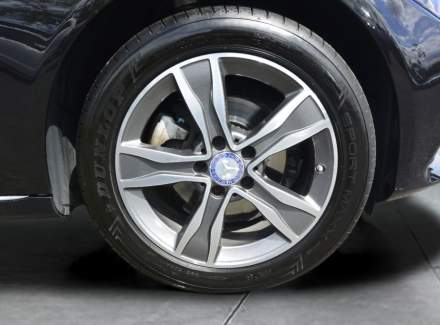 Mercedes-Benz - C-class